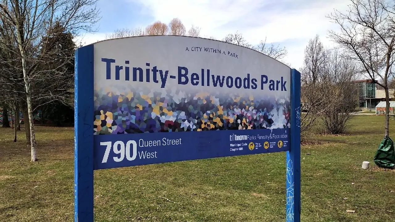 One Bedroom Condo In Liberty Village Toronto